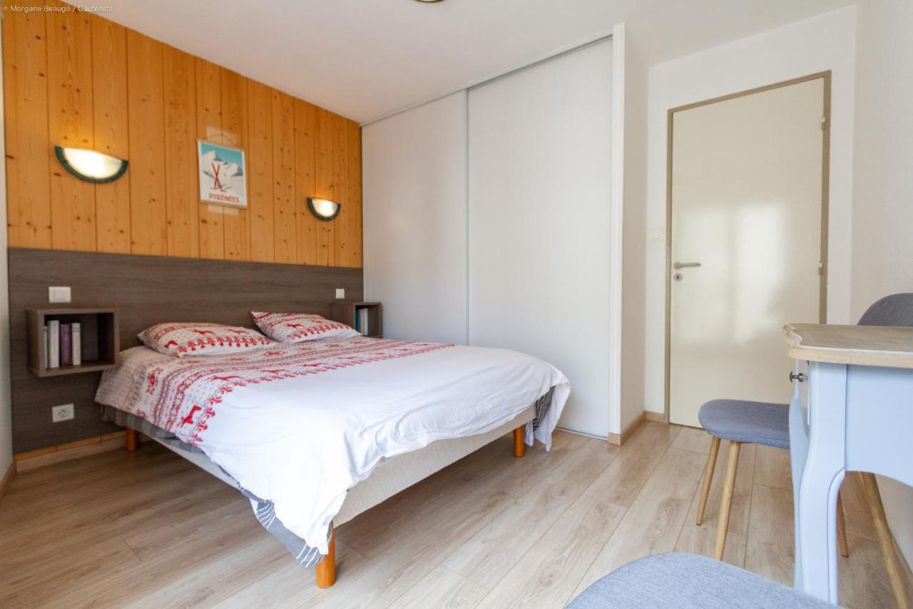 Appartement Centre Ville Parking Balcon Et Wi Fi 코트레 외부 사진