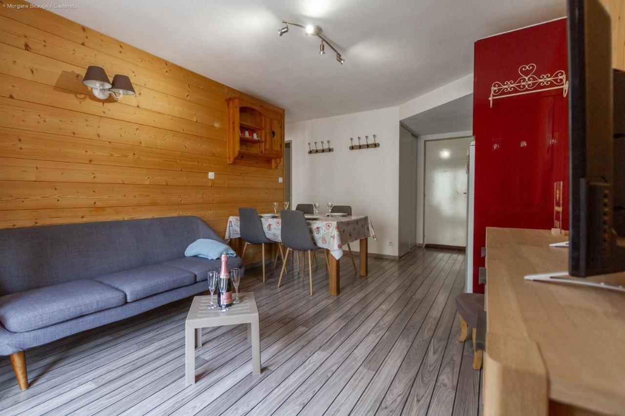 Appartement Centre Ville Parking Balcon Et Wi Fi 코트레 외부 사진